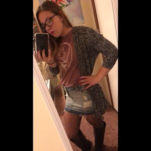 Meet your Posher, Elisha